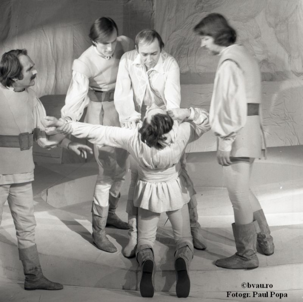 File:003 1418121 01.jpg